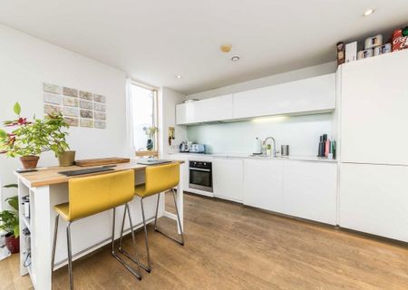 Hardwicks Square, SW18 4JY, London - Photo 2