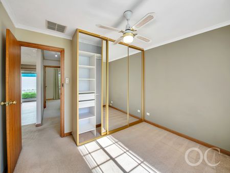 Open the Door To Easy Living & Entertainer's Delight - Photo 4