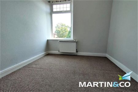 2 bedroom end of terrace house to rent - Photo 3