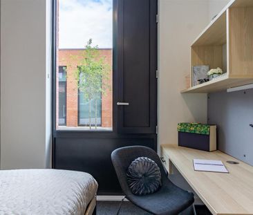 1 bedroom in a flat share to rent - Photo 4