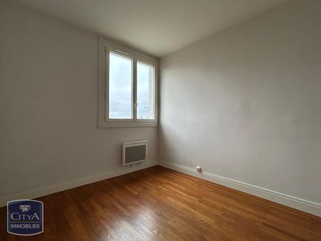 Location Appartement 4 pièces 64m² STE FOY LES LYON 69110 - Photo 4