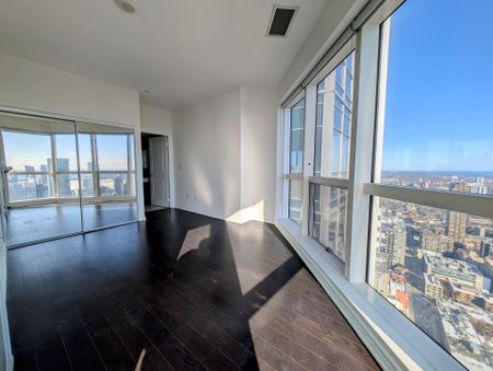 For Lease - 386 Yonge Street Unit# 5608, Toronto, Ontario - Photo 5