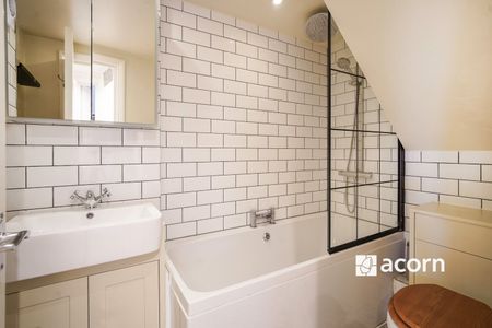 Ground Floor Flat to rent - Waller Road, London, SE14 - Photo 4