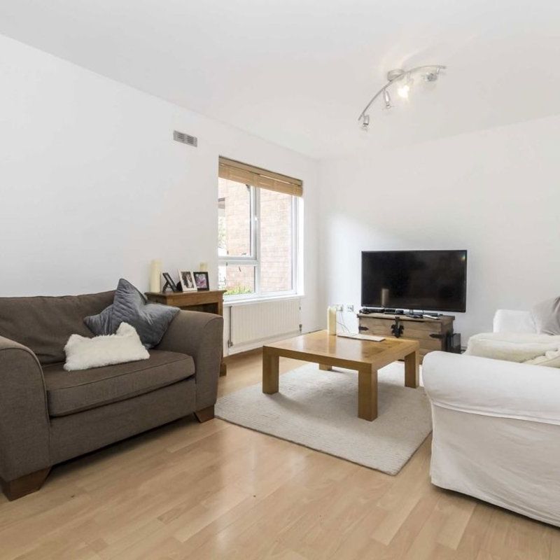 Scotts Road, W12, London - Photo 1