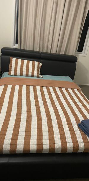 Mount Warren Park - Photo 1