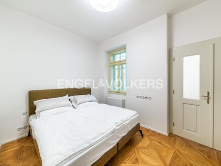 Pronájem bytu 2+kk 48 m2 - Fotografie 3