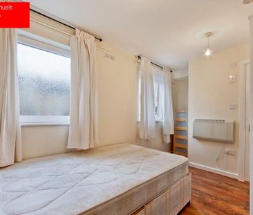 5 bedroom terraced house to rent - Photo 4