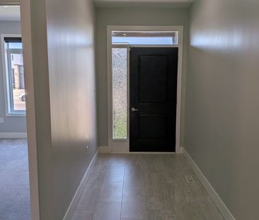For Lease - 2272 Evans Boulevard Unit# 49, London South, Ontario - Photo 2