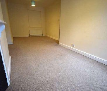 Higher Maudlin Street, Barnstaple, EX32 - Photo 2