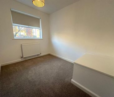 3 bedroom detached house to rent - Photo 5