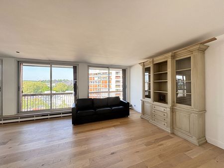 Location Appartement 5 pièces 123m² - Photo 3