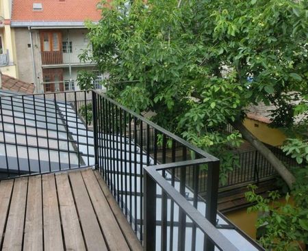 Innenstadt, neuwertige sanierte 3 ZI Etagenwohnung mit 7 m2 großer Terrasse, Aufzug vorhanden - Photo 4