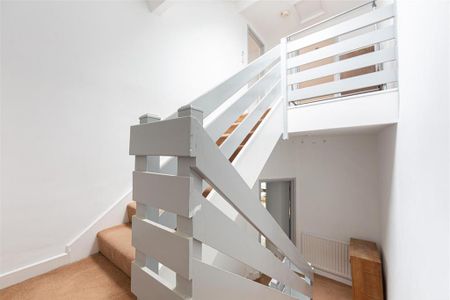3 bedroom apartment to rent - Photo 3