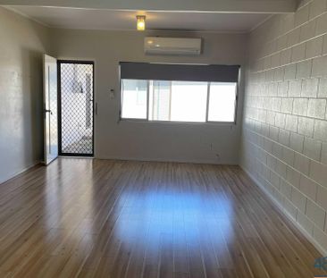 Great Property Prime Location! - Photo 4