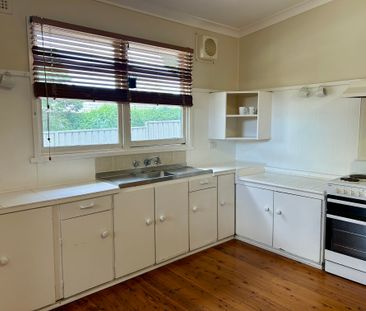 FAMILY HOME IN THE HEART OF TORONTO - Photo 2