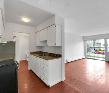 Colonial House Apartments - 1 Bedroom - Photo 1
