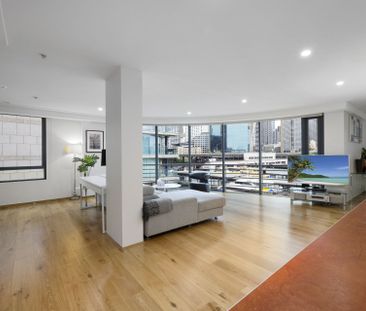 33/7 Macquarie Street, Sydney - Photo 3