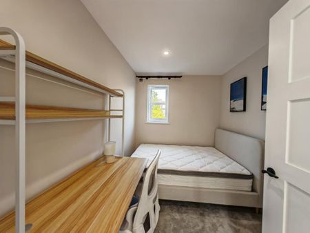 5 bedroom terraced house to rent - Photo 5