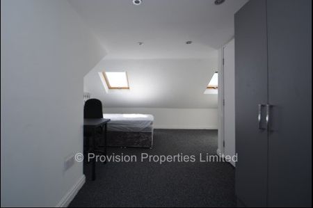 5 Bedroom Student Properties Hyde Park - Photo 3