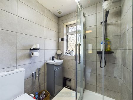 Middleton Boulevard, Nottingham, Nottinghamshire, NG8 - Photo 2