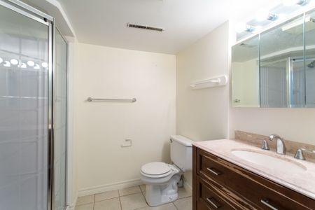 For Lease - 2 Parklane Crescent, St. Catharines, Ontario - Photo 2