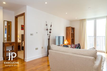 HAYES APARTMENTS CARDIFF CITY CENTRE FURNISHED ONE BEDROOM APARTMENT - Photo 5