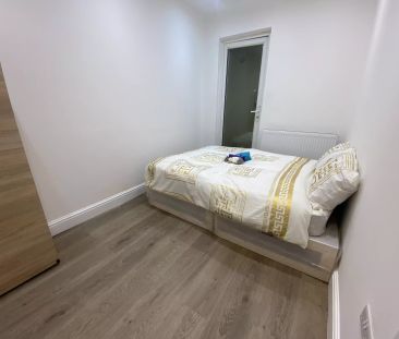 Compact Single - Photo 4