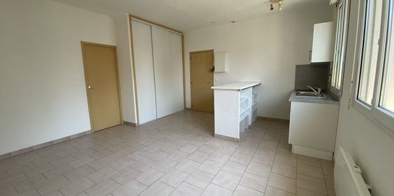 Location Appartement 1 pièce 27m² MONTPELLIER 34000 - Photo 3