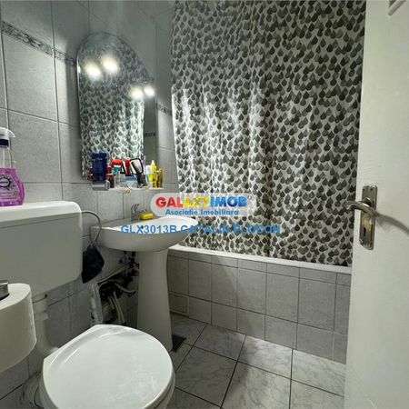 De inchiriere apartament 2 camere cu centrala 1 Mai - Photo 4