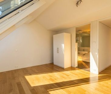 360° TOUR // PENTHOUSE-WOHNUNG nahe NASCHMARKT - Photo 2