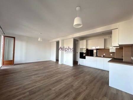 APPARTEMENT T2 CLIMATISE CENTRE VILLE BALCON ENTIEREMENT RENOVE - Photo 4