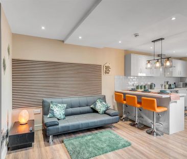 Studio to rent - Photo 2