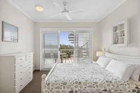 Situated opposite secluded First Bay with amazing ocean views! - Photo 4