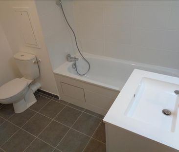 2 pièces - 38,03 m² - 2ème étage - Colocation non autorisée - Photo 2