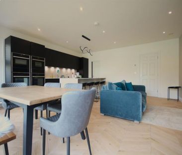 5 Bedroom Semi Detached To Let - Photo 3