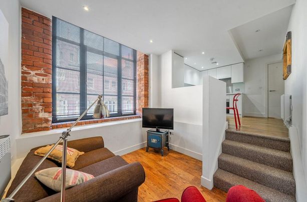 2 bedroom flat to rent - Photo 1