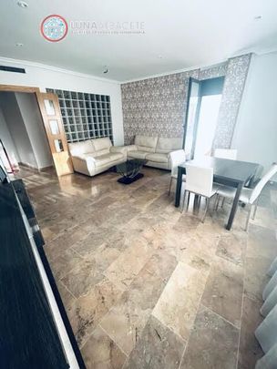 Apartamento de alquiler en Arquitecto Vandelvira, Centro - Photo 1