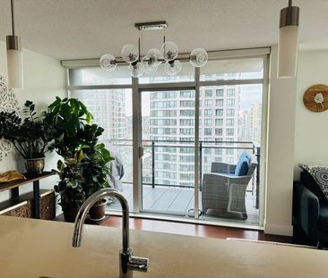 22nd Floor Bright Southwest Facing Corner Unit with 2 Bedrooms & a Den - Photo 4