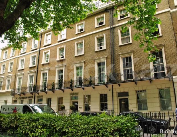 Newly refurbished one bed within walking distance to Hyde Park - Photo 1