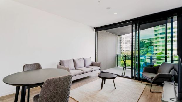 1 bed 1 bath*501 - Photo 1