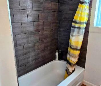 4 ½ St-Rédempteur (Internet et thermopompe inclus) - Photo 4