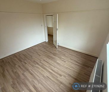 2 bedroom maisonette to rent - Photo 3