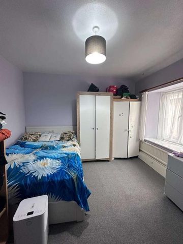 West End, Street, BA16 - Photo 4