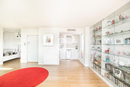 Penthouse for rent in Les Tres Torres - Photo 2