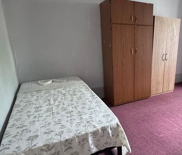 Room in a Shared House, Cranwich Road, N16 - Photo 1