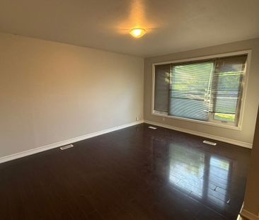 For Lease - 116 Taysham Crescent Unit# #Upper, Toronto, Ontario - Photo 3