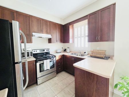 For Lease - 7208 Triumph Lane Unit# Room, Mississauga, Ontario - Photo 5