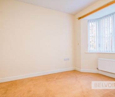 4 bedroom detached house to rent - Photo 3