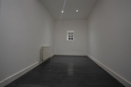 1 bedroom flat - Photo 5