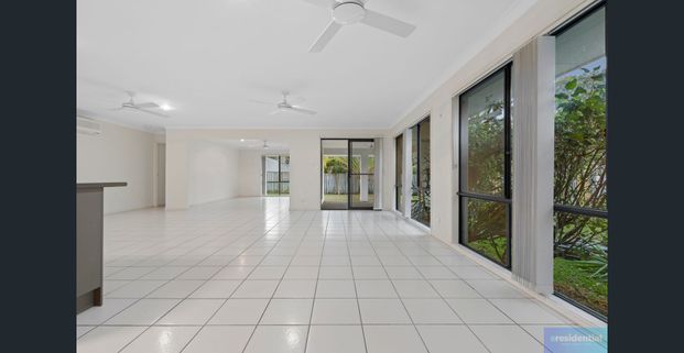 For Lease: Modern Family Home with Spacious Yard and Contemporary Comforts in Ormeau - Photo 1